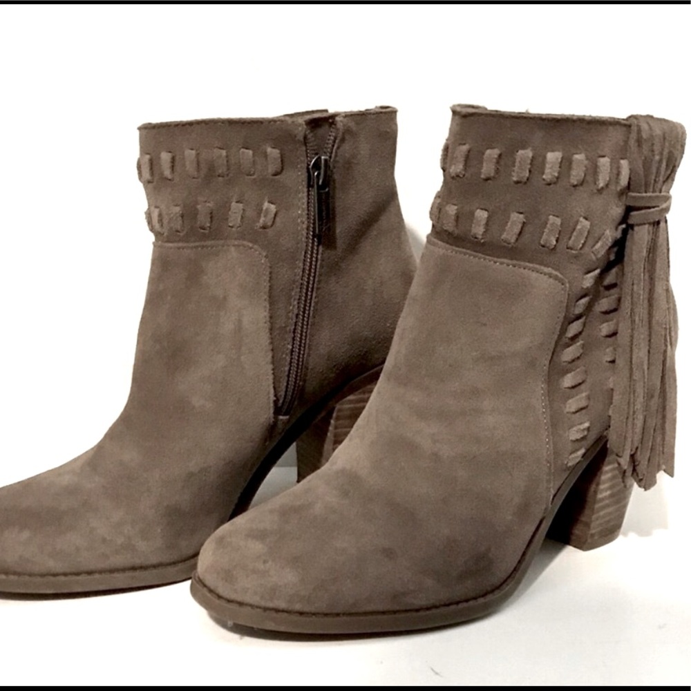 Jessica Simpson Chassie Fringe Booties